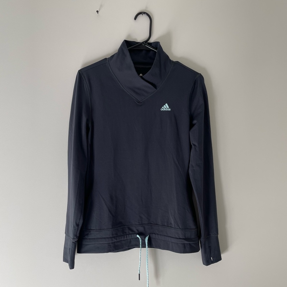 Adidas sport sweatshirt 🤍